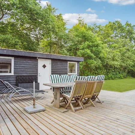 Holiday home In With Kitchen *